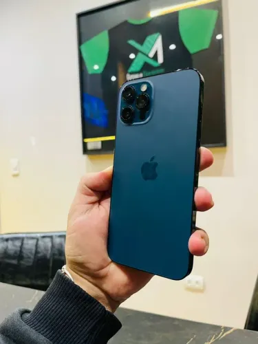 iPhone 12 Pro maxx 128g sem detalhes / avance