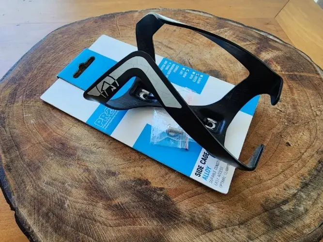 Suporte (semi novo) Garrafa de água Bike Shimano Pro Alloy (frontal)