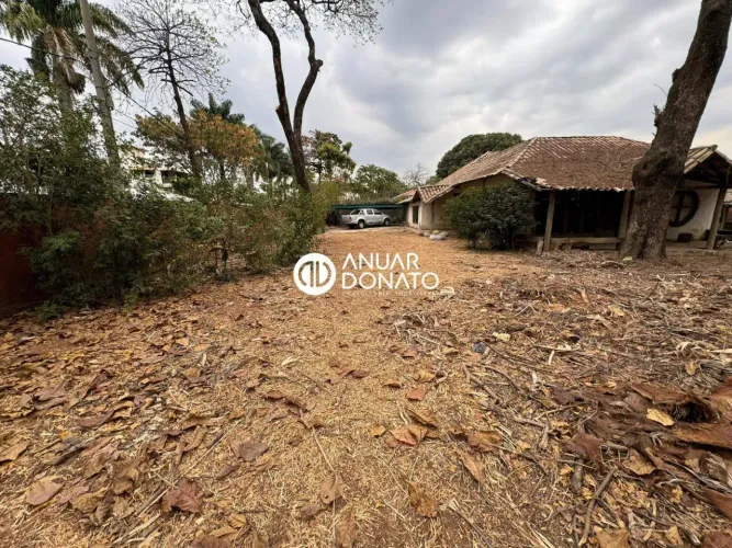 São Luíz - Lote / Terreno à venda na Anuar Donato