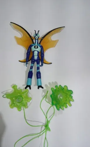 Action Figure Insectoide Boneco Ben 10 Original 