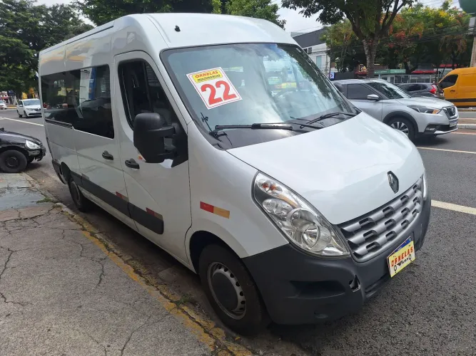 Renault Master 2.3 DCI Executive Longo 16L Dies 2022