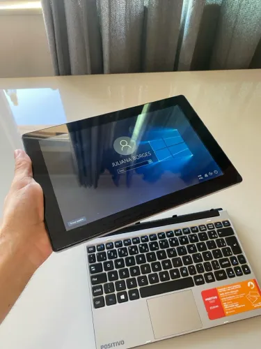 Netbook 2 em 1 positivo 