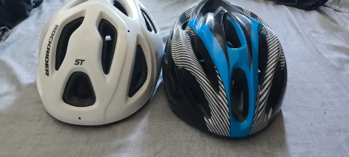 Lote roupa ciclismo feminino + Capacete Rockrider ST + Capacete Azul