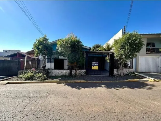 Casa para venda na Efapi em Chapecó/SC.