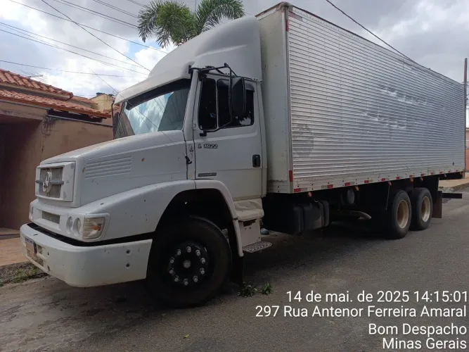 Caminhão todo original