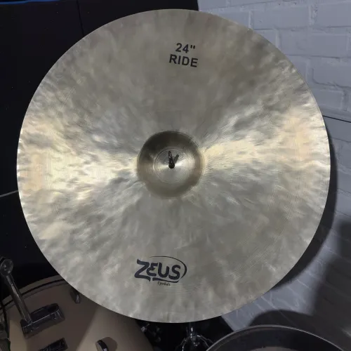 Ride 24 Zeus Custom