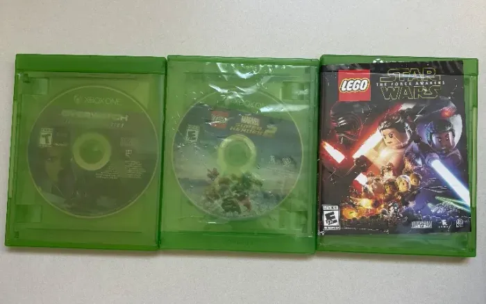 3 Jogos Xbox One (Overwatch + Lego Super Heroes 2 + Lego Star Wars)