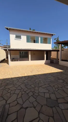 Excelente casa a venda no Resende