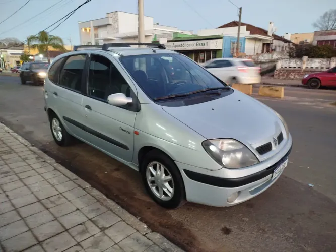 Renault Scenic Rxe/ Privilège 1.6 16V Mec. 2002