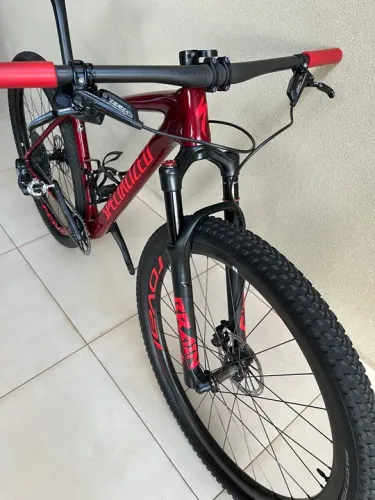 Specialized Epic HT Carbono Tamanho M Super Conservada 