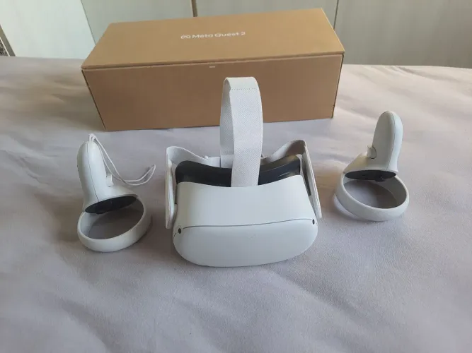 Oculus VR Meta Quest 2 usado