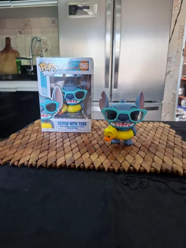 Funko Pop #1565 - Stitch with Tube