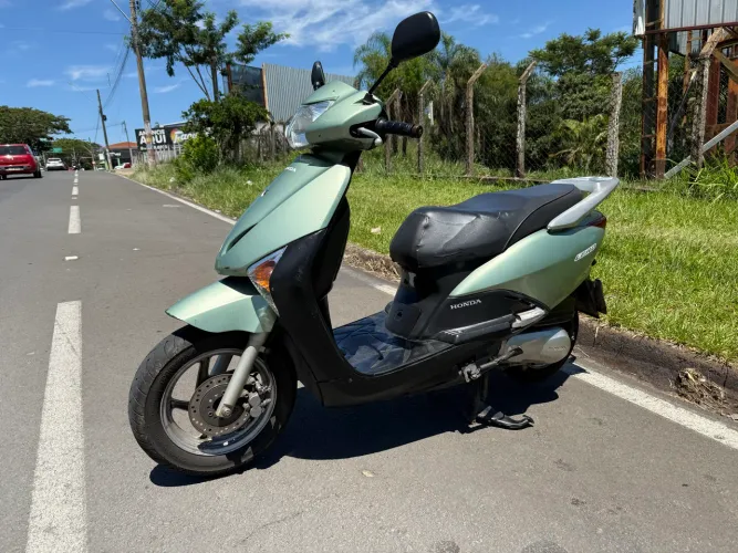 HONDA LEAD 110 AUTOMÁTICA 2012