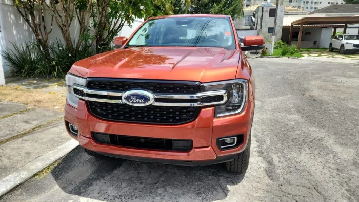 Ford Ranger XLT 3.0 V6 4X4 CD TB Die. Aut. 2025