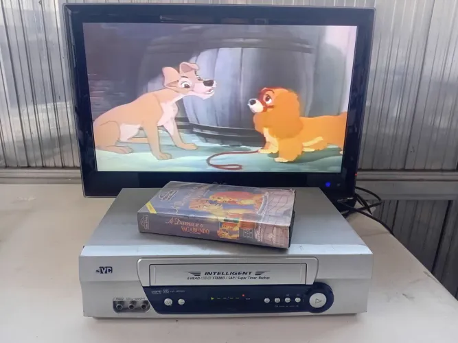 VIDEO CASSETE JVC HR-J693M 6HEAD HI-FI STEREO - FUNCIONANDO