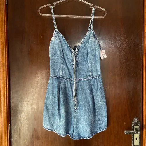 Na Etiqueta Macaquinho Jeans