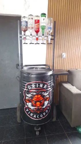 Carrinho de drinks 