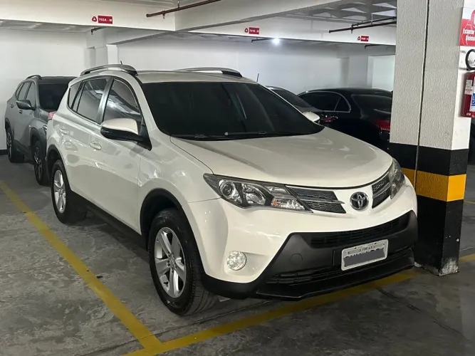 Toyota RAV4 2.0 4X2 16V Aut. 2013