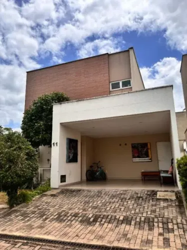 Casa de condomínio (duplex 4 quartos)