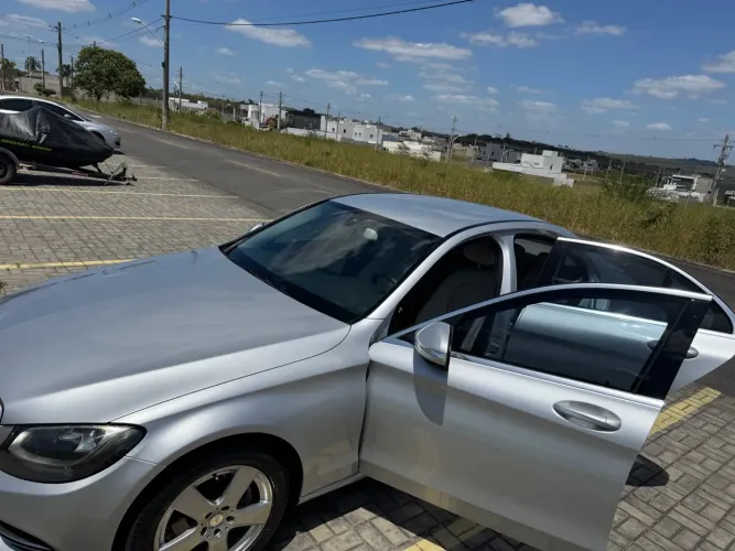 Mercedes-Benz C-180 CGI