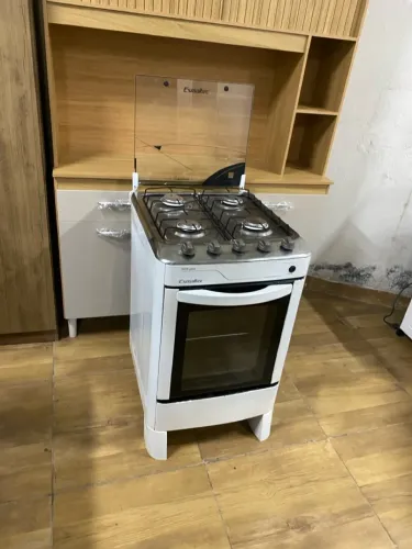 Fogão Esmaltec 4 Bocas com Forno