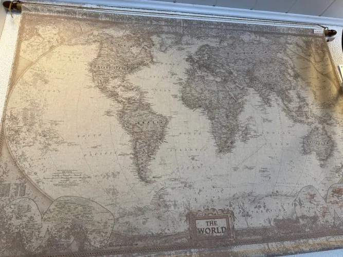 Mapa Mundi em tecido 1.49x1.02cm