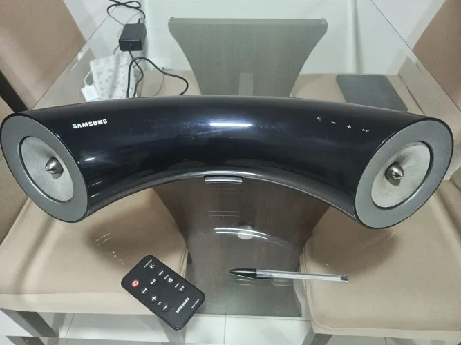 Caixa Som Soundbar Samsung Da-E651 Bluetooth Dockstation
