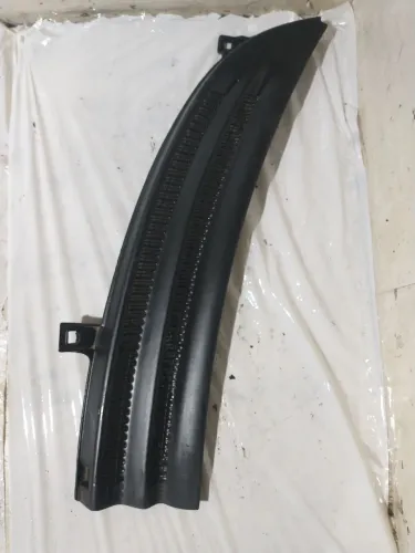 Churrasqueira direito gm/Corsa 98/00 original 