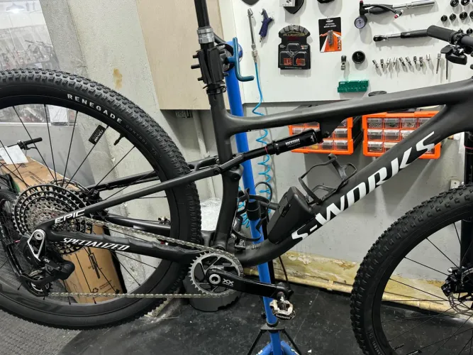 Barbada Specialized S-Works Epic tam 19