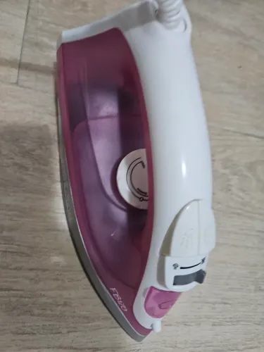 Ferro de passar para viagens 110v