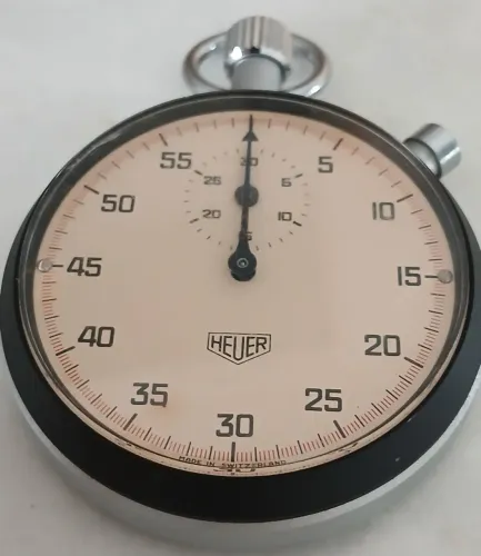 Cronômetro antigo mecânico suíço original HEUER swiss raridade de coleção 