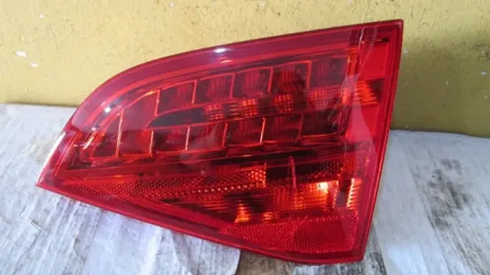 Lanterna Da Tampa Audi A4 2009 A 2013 L18110175