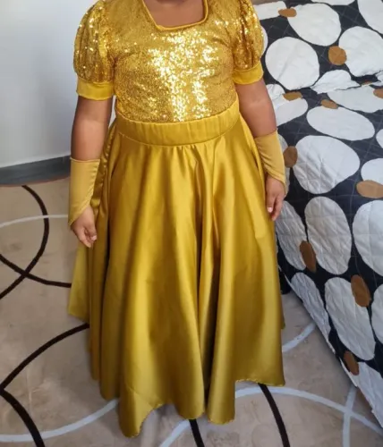 Vestido de Princesa Dourado para Menina