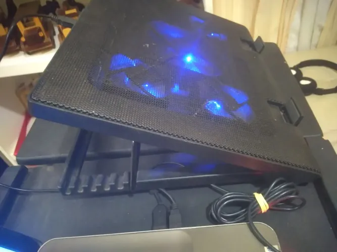 Suporte para Notebook com Ventilação 