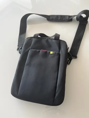 Bolsa Case Logic para Mini Notebook