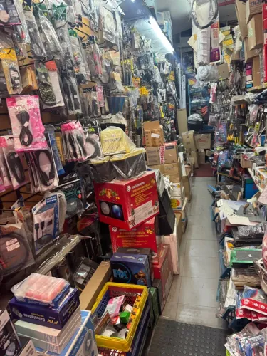 Loja de utilidades lucro e estoque altíssimo !! 