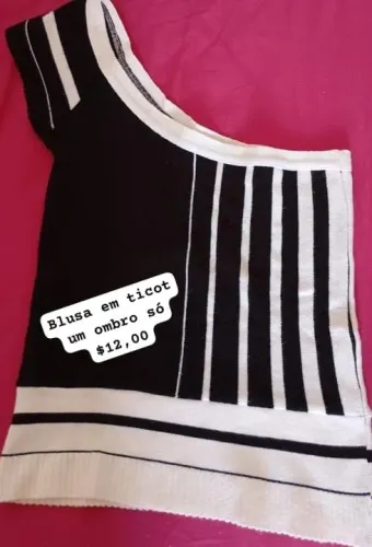 DESCONTO PIX 35 % EM TUDO Blusa em tricot ombro só