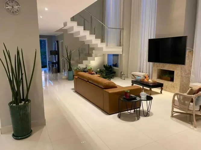 Casa à venda e para alugar em Santana de Parnaíba, Alphaville, com 5 suítes, com 340 m², G