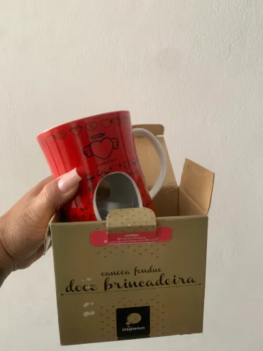 Lote de canecas cacau show e café do ponto 