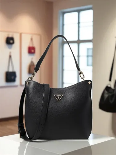 Bolsa guess hobo