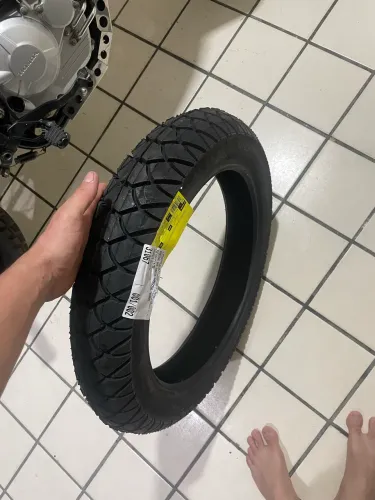 Pneu freedom 110/90  aro 17 bros 160 xre 190 