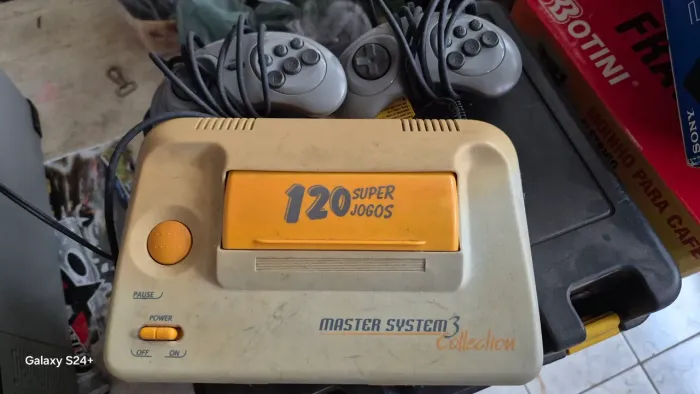 Master System 3 Collection + 2 controles + 120 Super Jogos