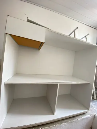Vende-se balcão de loja