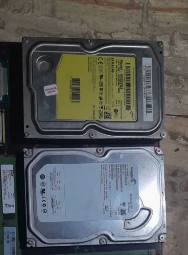 02 HDs samsung e seagate
