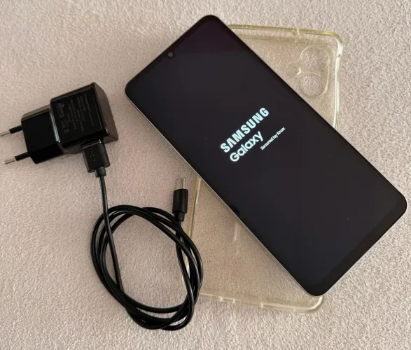 Celular Samsung A06 128gb - 600reais parcela em até 4x sem juros
