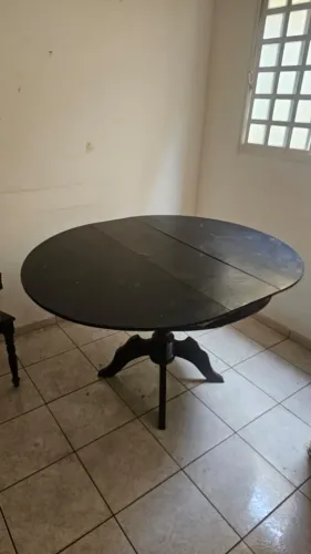 Mesa de jantar antiga extensível em madeira - para restauração