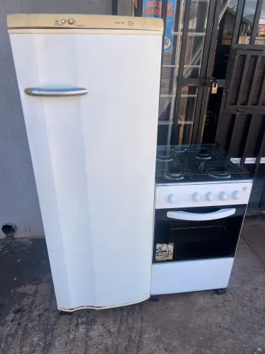 Vendo Kit Geladeira e Fogão!