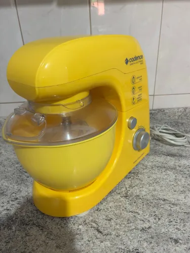 Batedeira Orbital Cadence 110v