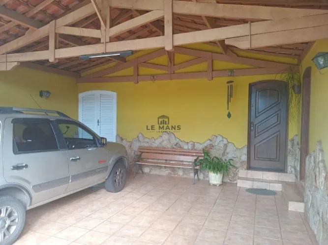 Casa à venda em Piracicaba, Nova Piracicaba, com 4 quartos, com 349.44 m²