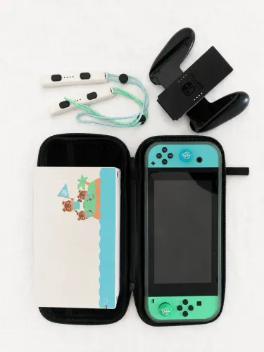 Nintendo Switch Animal Crossing Edition - Des. Dual Boot - 256GB - Completo